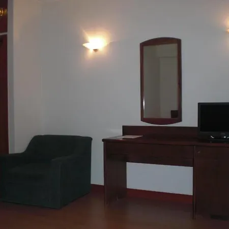 Hotel Miraneve Vila Real
